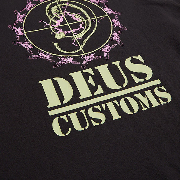 Deus Pub Nuisance LS Tee