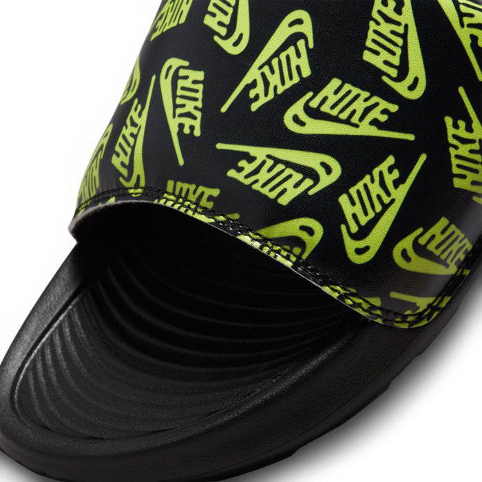 Nike Victori One Black/Volt-Black