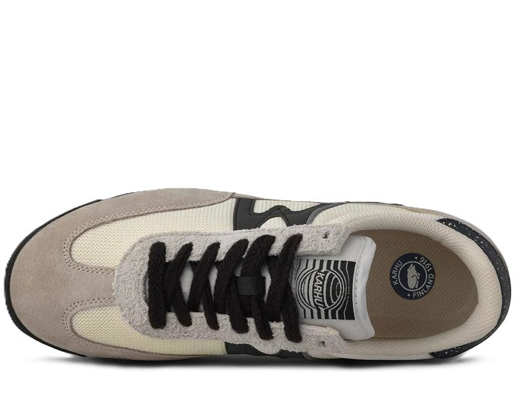 Karhu Mestari Control Silver Lining Jet Black