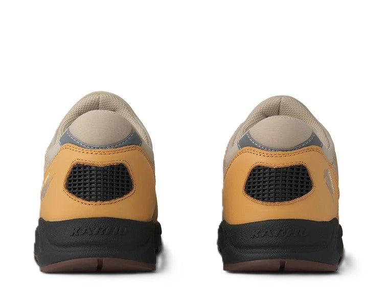 Karhu Aria 95 Oak Buff White