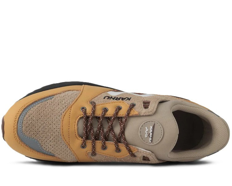 Karhu Aria 95 Oak Buff White