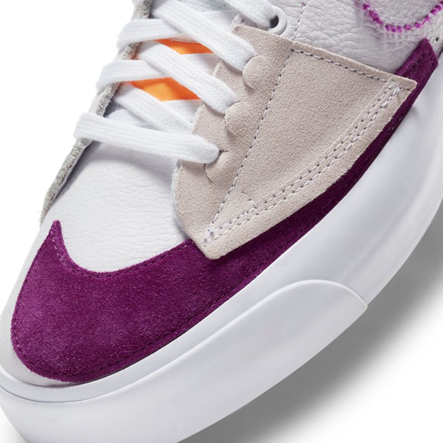 Nike SB Zoom Blazer Mid Edge White-Viotech/White