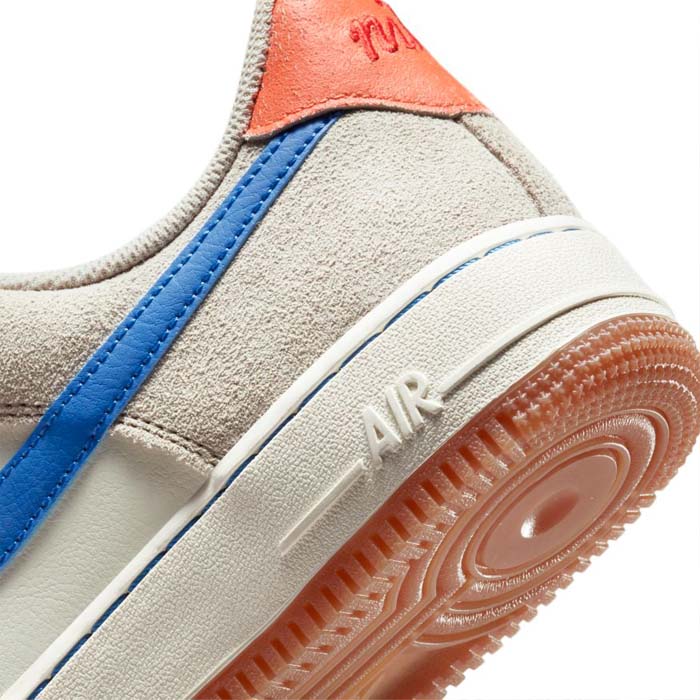 Nike W' Air Force 1 '07 SE Sail/Green Noise-Cream II-Light Bone