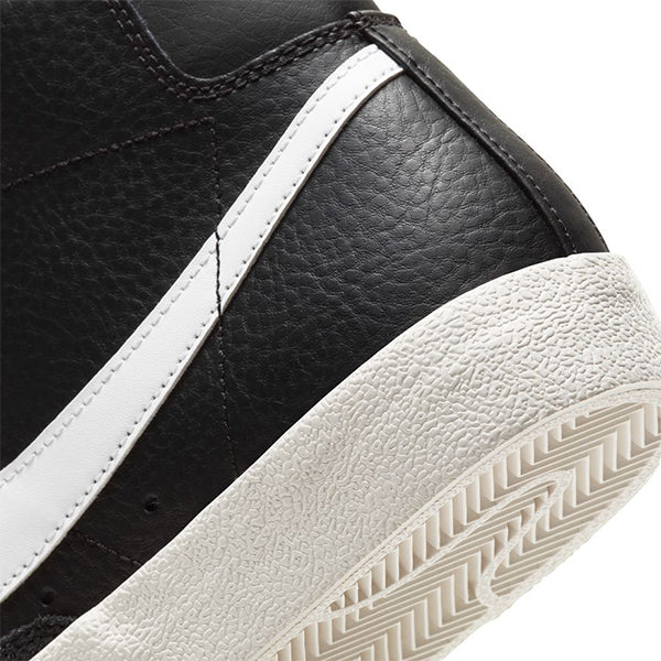 Nike Blazer Mid 77 Vintage Black White